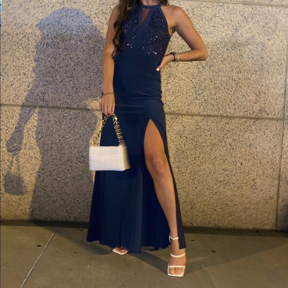 Gala/prom dress - Picture 1 of 2